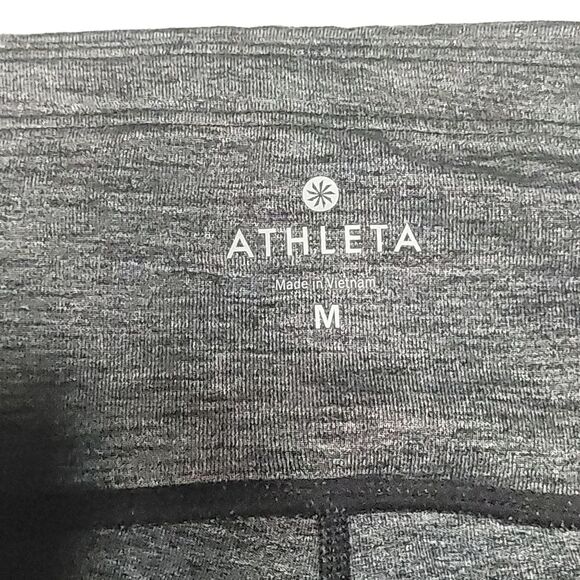 Athleta Relay Tight 2.0, Black Heather Mid Rise Ankle Crop legging SIZE Medium - Picture 7 of 11